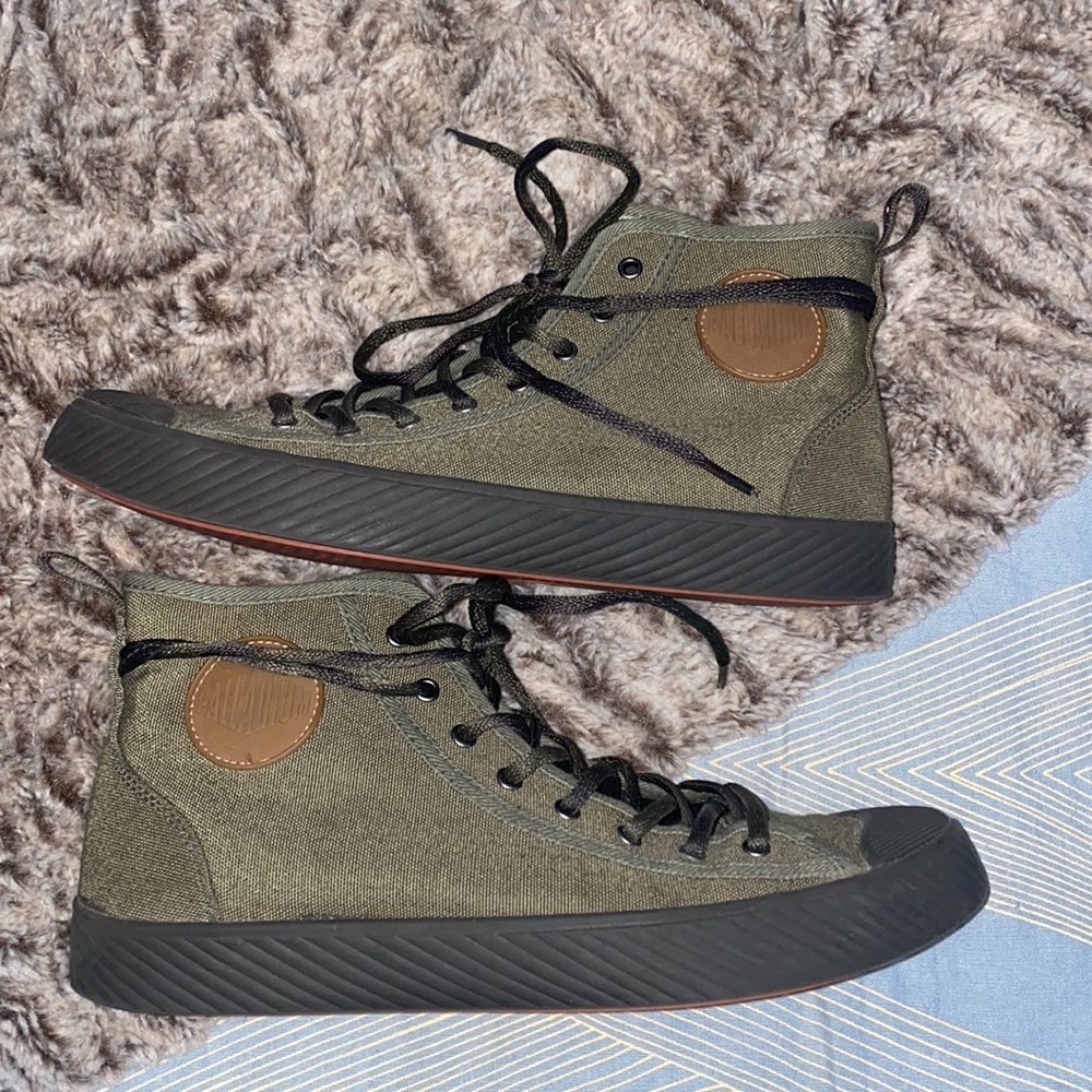 Palladium Sneakers